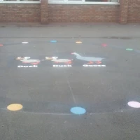 Outdoor Learning Markings in Asthall 0